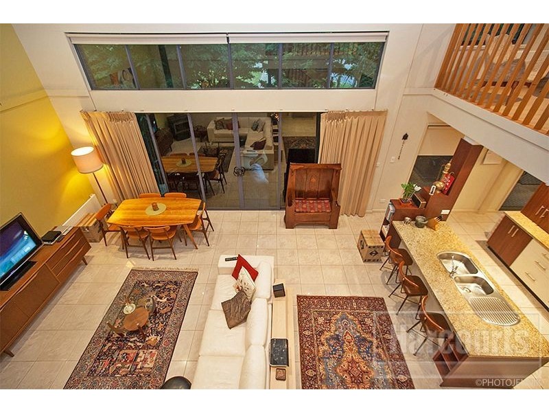 2 Derby Lane, Pakenham VIC 3810