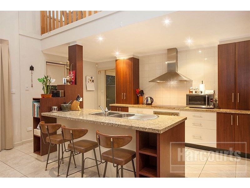 2 Derby Lane, Pakenham VIC 3810