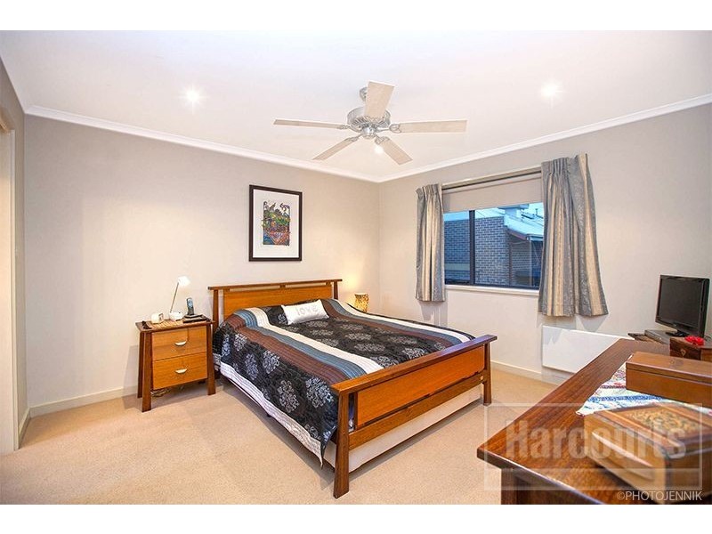 2 Derby Lane, Pakenham VIC 3810