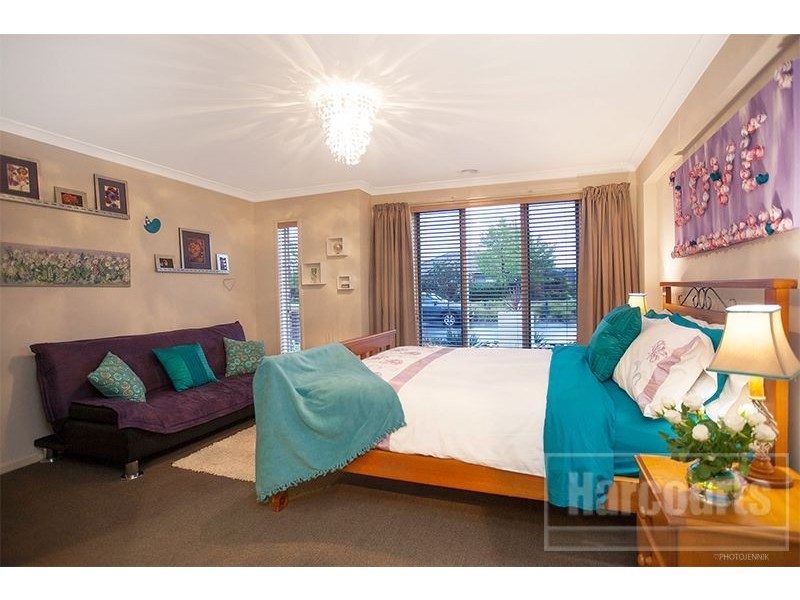 20 Ironbark Circuit, Pakenham VIC 3810