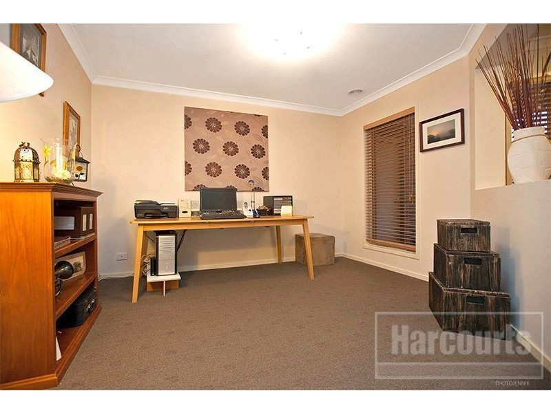 20 Ironbark Circuit, Pakenham VIC 3810