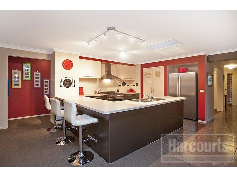 20 Ironbark Circuit, Pakenham VIC 3810