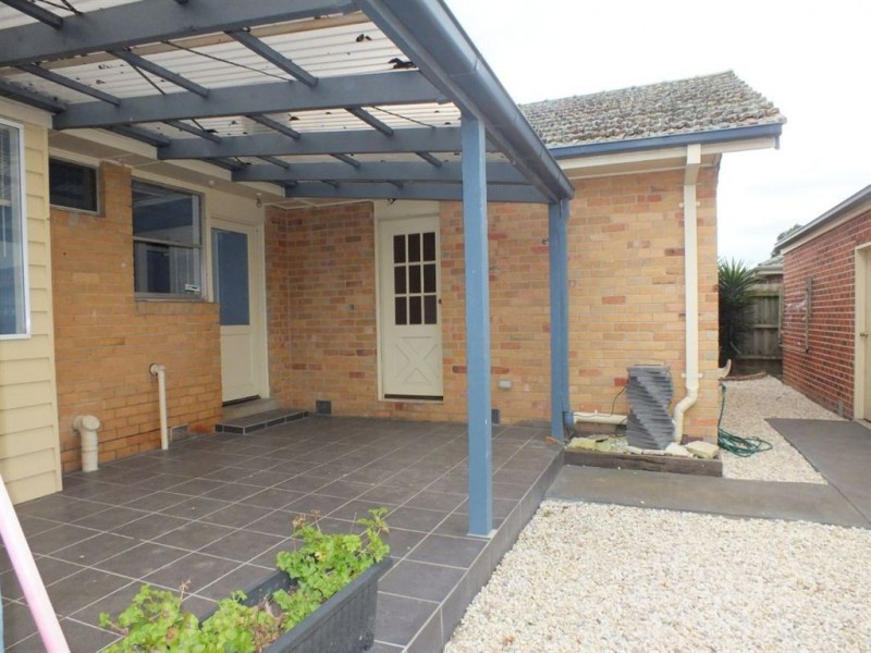 1/43 King Street, Pakenham VIC 3810