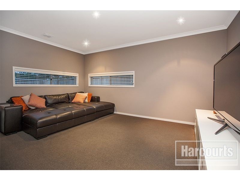 6 Flemington Rise, Officer VIC 3809