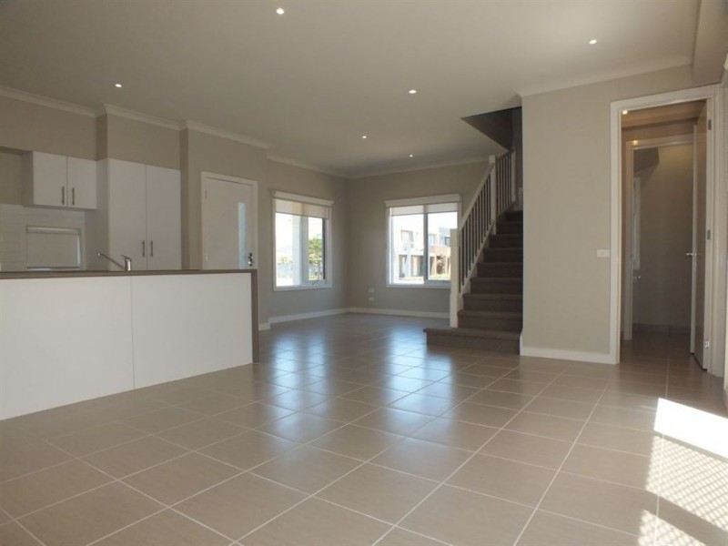 41 Cormorant Parade, Pakenham VIC 3810