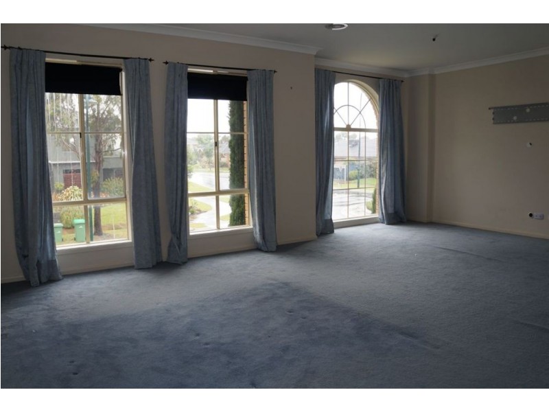 26 Barwon Drive, Pakenham VIC 3810