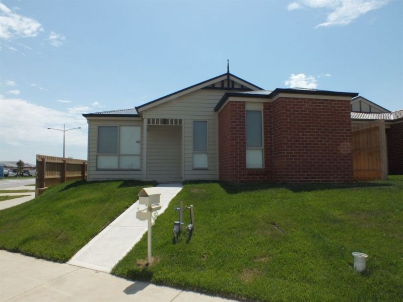 26 Discovery Street, Pakenham VIC 3810