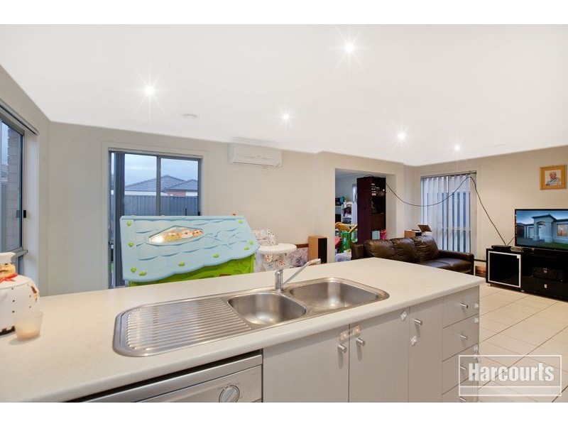 10 Seville Street, Pakenham VIC 3810