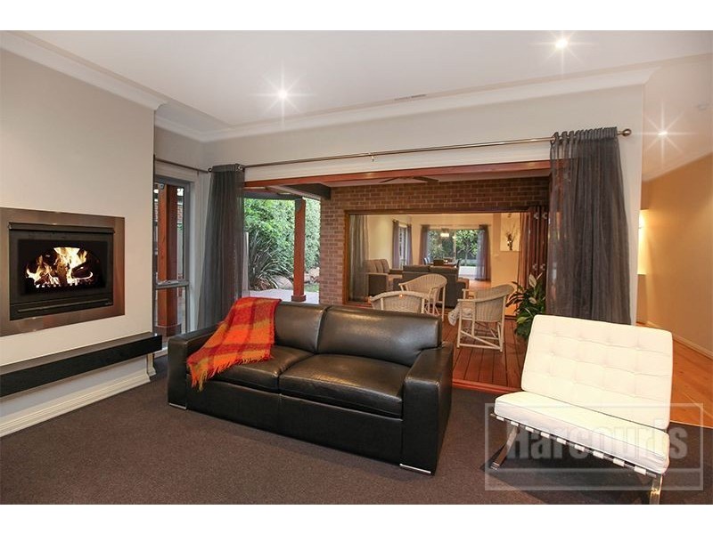 12 Wild Cherry Avenue, Pakenham VIC 3810