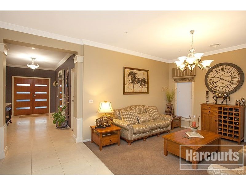 115 Livingstone Boulevard, Pakenham VIC 3810