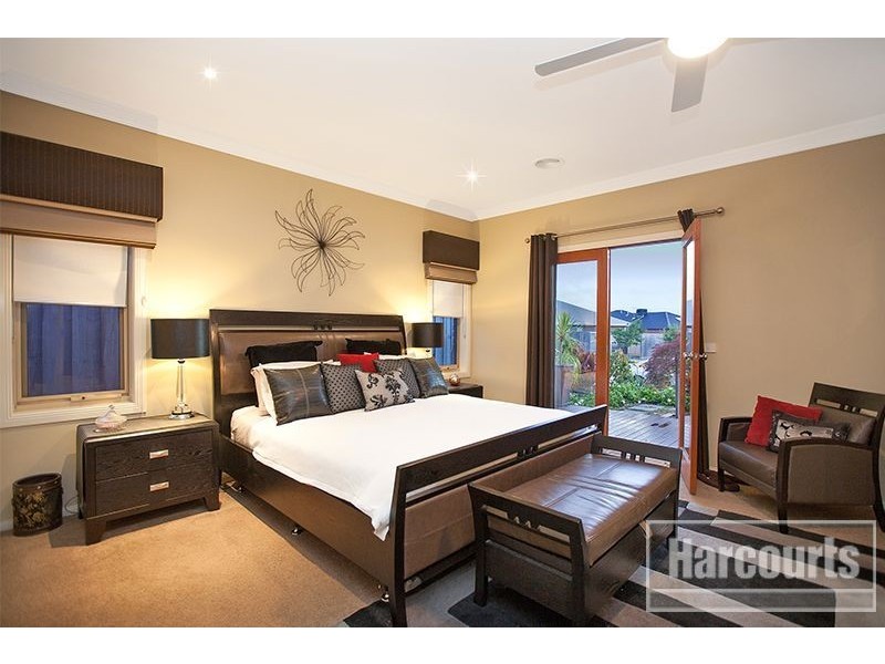 115 Livingstone Boulevard, Pakenham VIC 3810