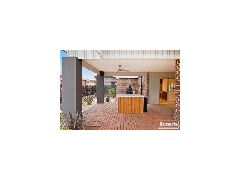 20 Villella Drive, Pakenham VIC 3810