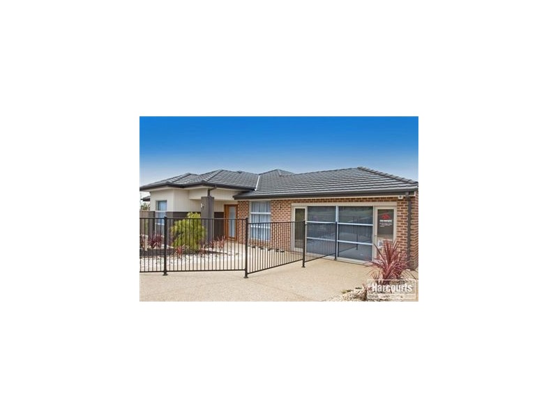 20 Villella Drive, Pakenham VIC 3810