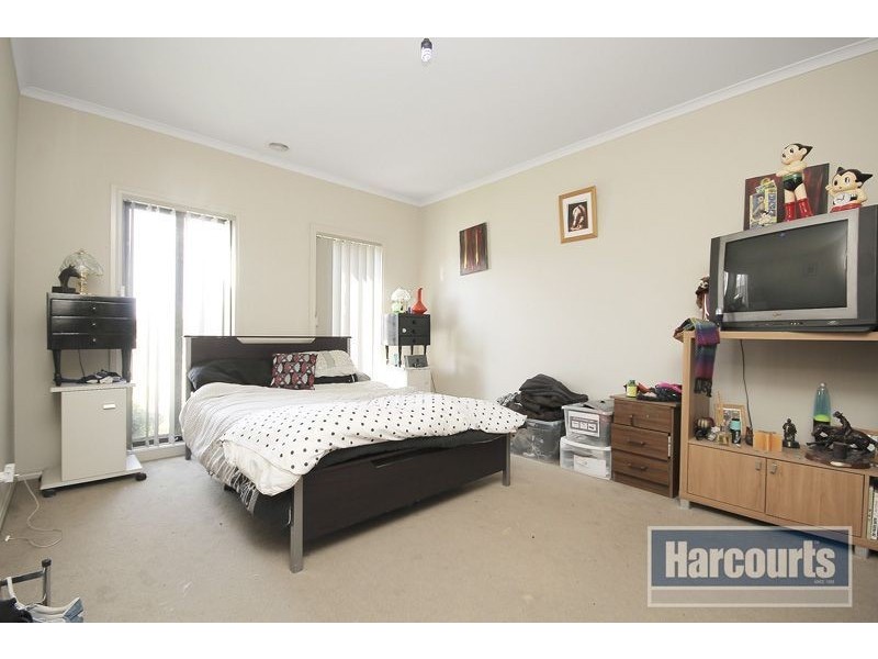 56 Sarton Link, Pakenham VIC 3810