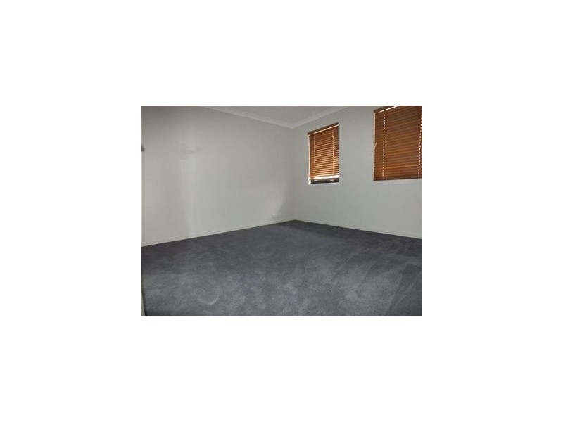 15 Herbert Street, Pakenham VIC 3810