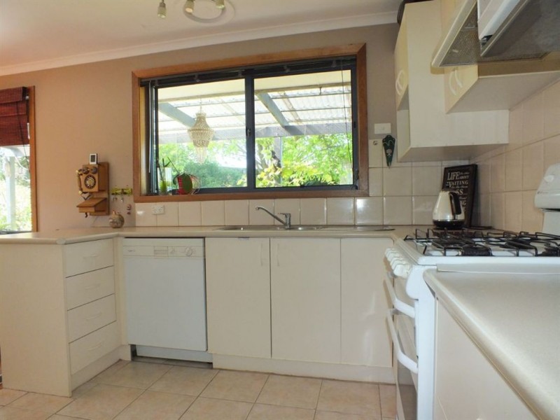 8 Finch Court, Pakenham VIC 3810