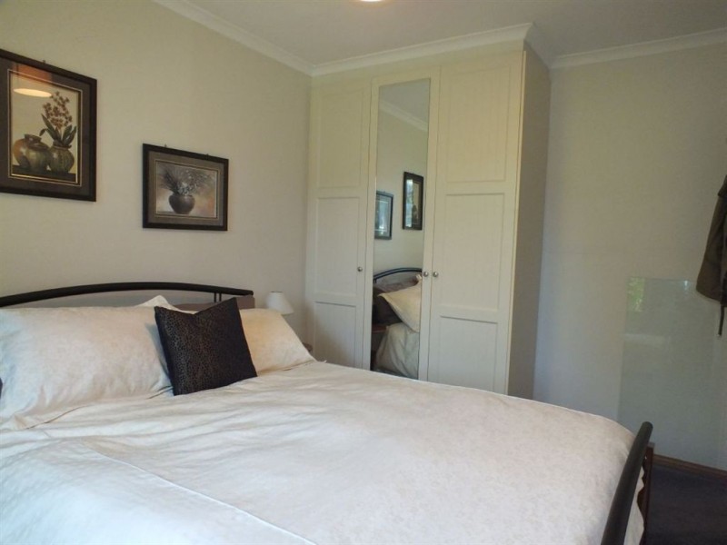 8 Finch Court, Pakenham VIC 3810