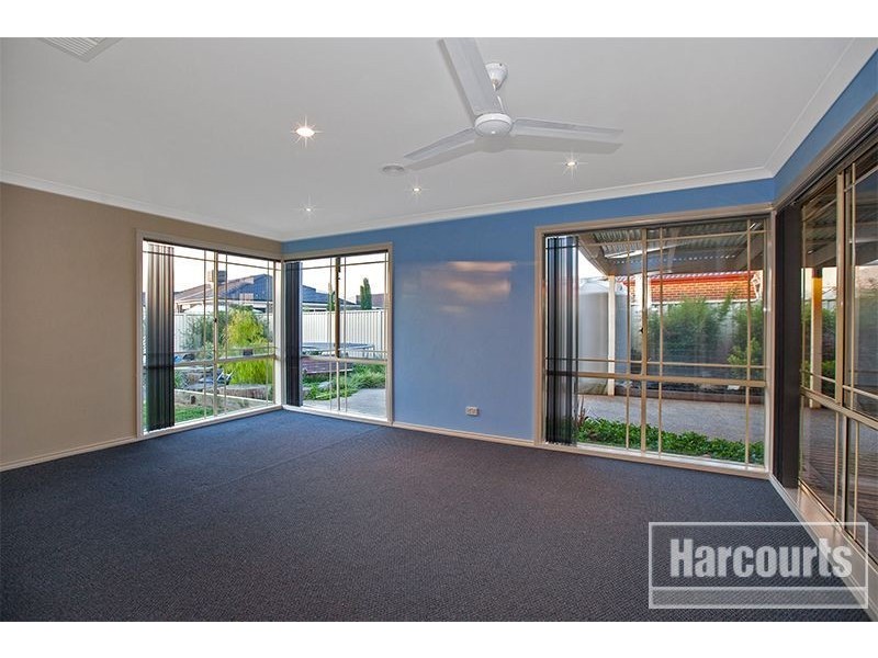 3 Teal Place, Pakenham VIC 3810