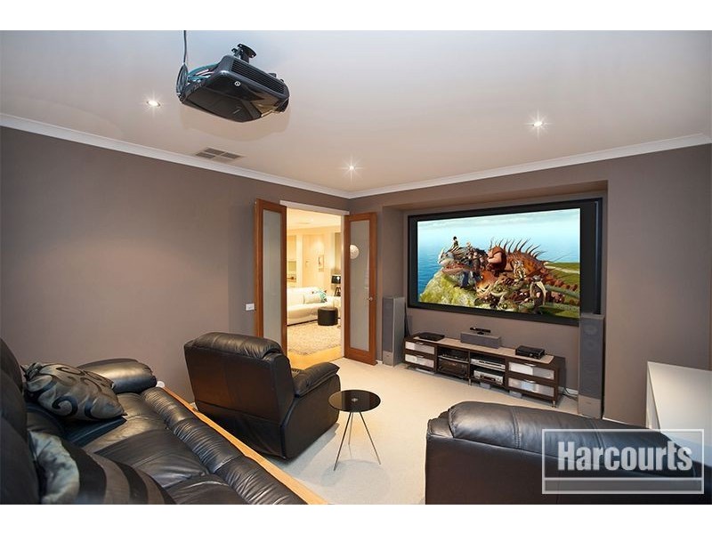 28 Downing Square, Pakenham VIC 3810