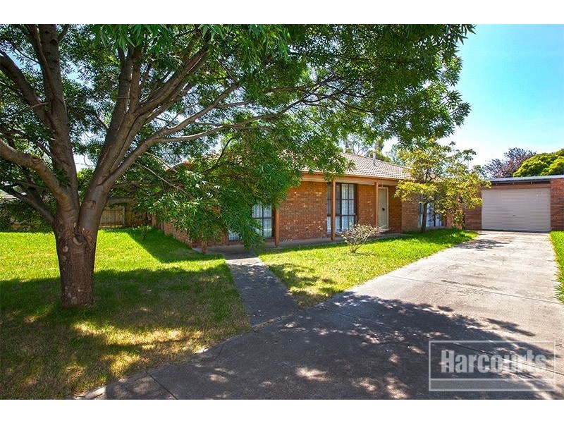80 Racecourse Road, Pakenham VIC 3810