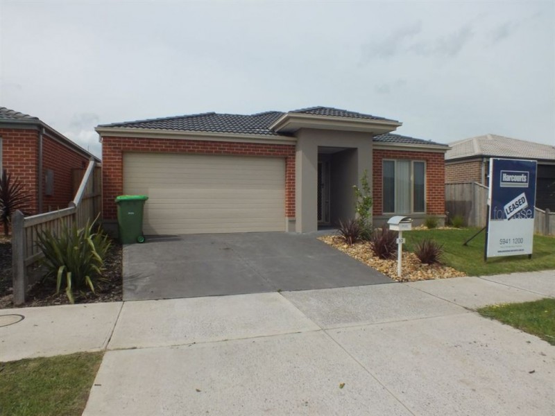 53 Gallery Way, Pakenham VIC 3810