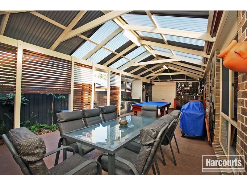 66 Dunbarton Drive, Pakenham VIC 3810