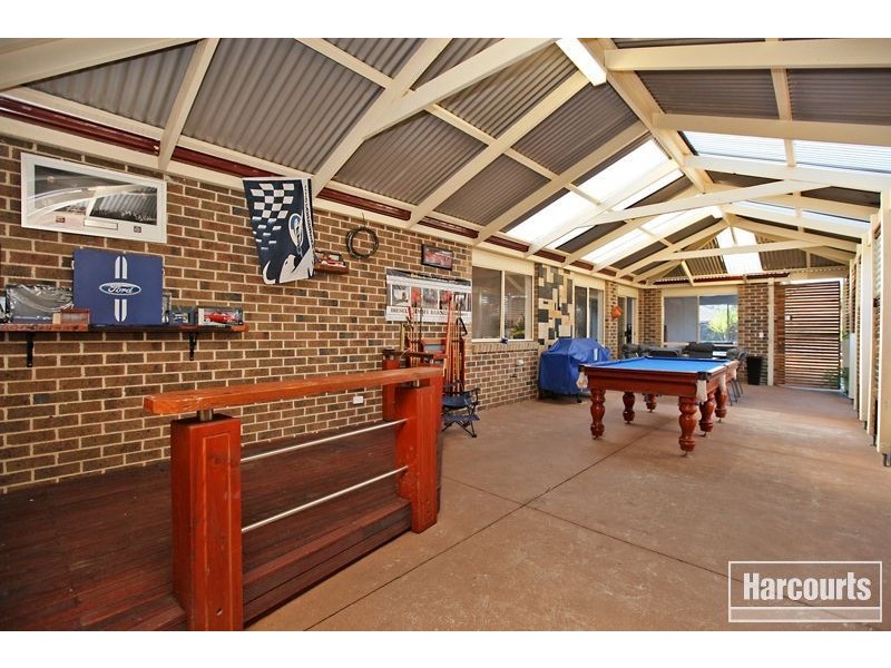 66 Dunbarton Drive, Pakenham VIC 3810