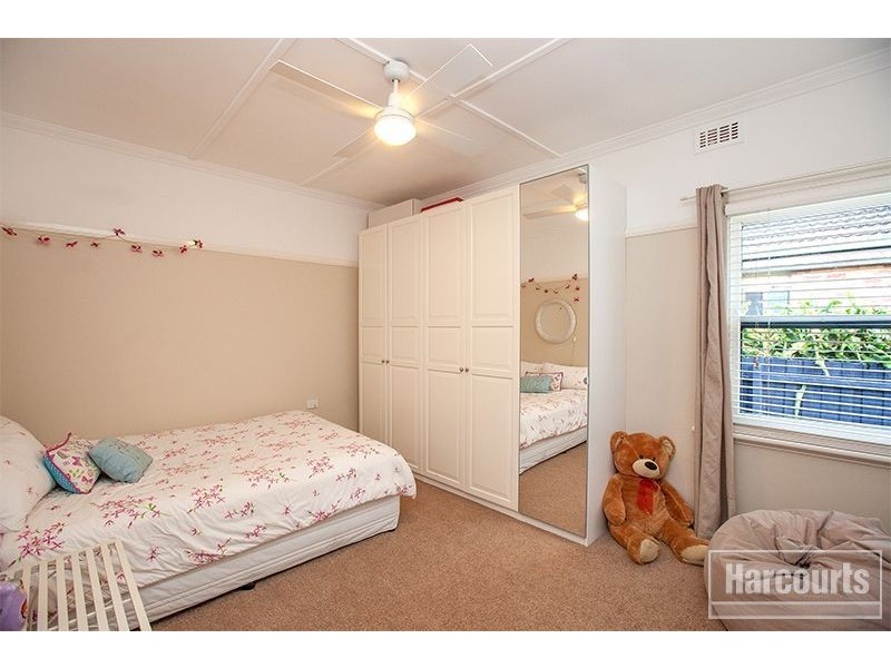 26 James Street, Pakenham VIC 3810