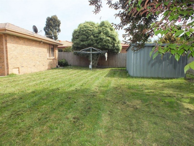 18 Atkins Road, Pakenham VIC 3810