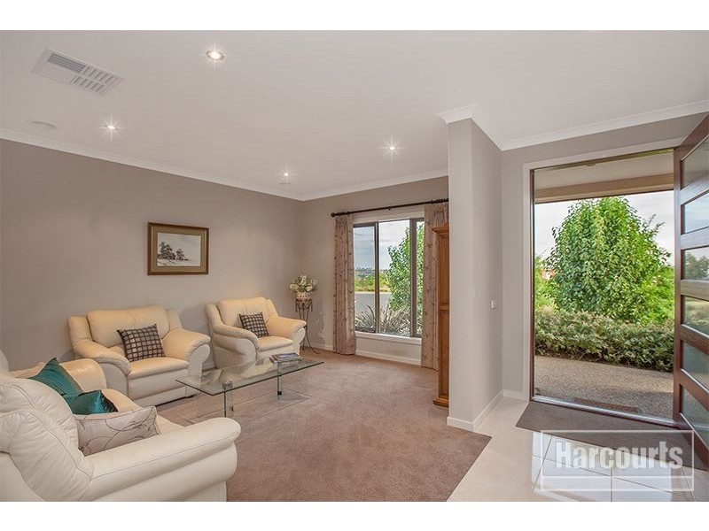 5 Dairy Close, Officer VIC 3809