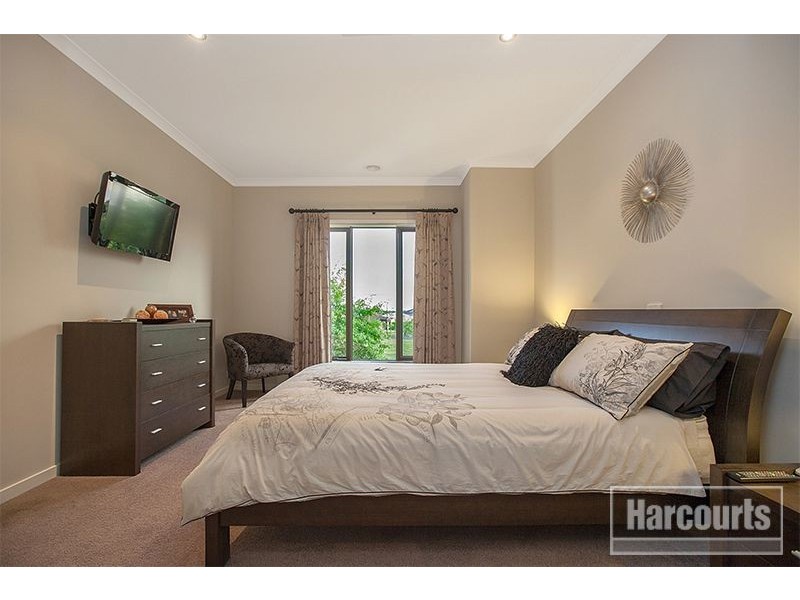 5 Dairy Close, Officer VIC 3809