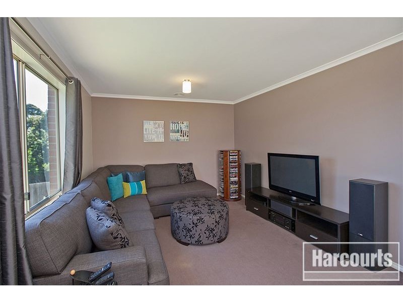 51 Manna Gum Drive, Pakenham VIC 3810