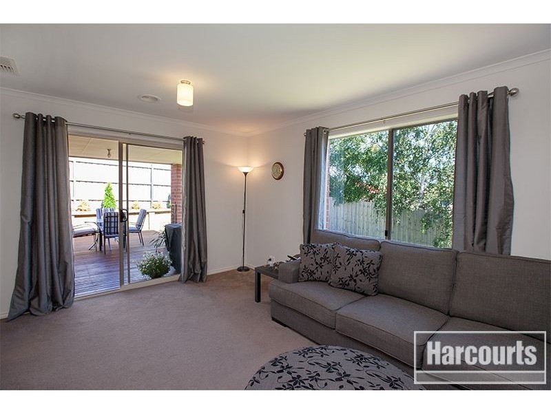 51 Manna Gum Drive, Pakenham VIC 3810