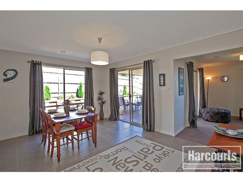 51 Manna Gum Drive, Pakenham VIC 3810