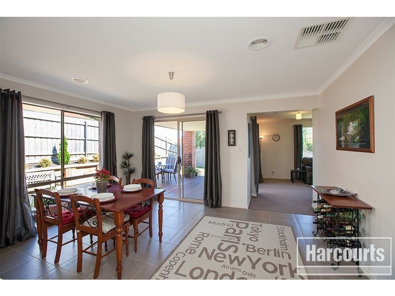 51 Manna Gum Drive, Pakenham VIC 3810