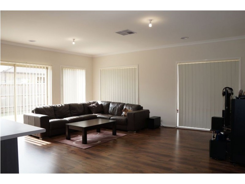 5 Curran Drive, Officer VIC 3809