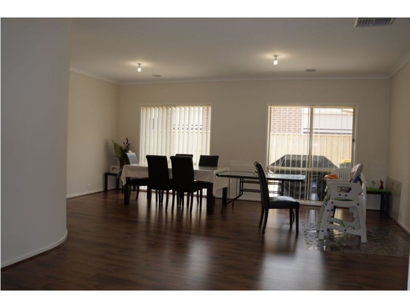 5 Curran Drive, Officer VIC 3809