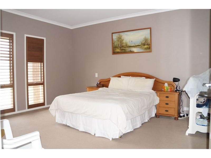 5 Curran Drive, Officer VIC 3809