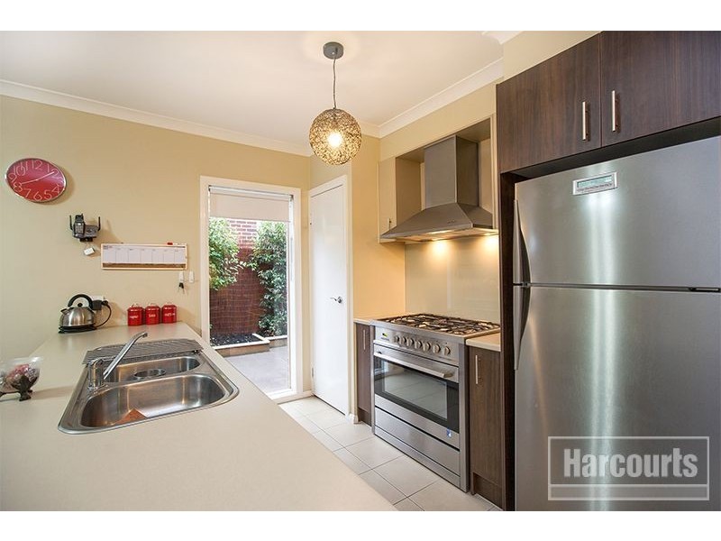 13 Downing Square, Pakenham VIC 3810