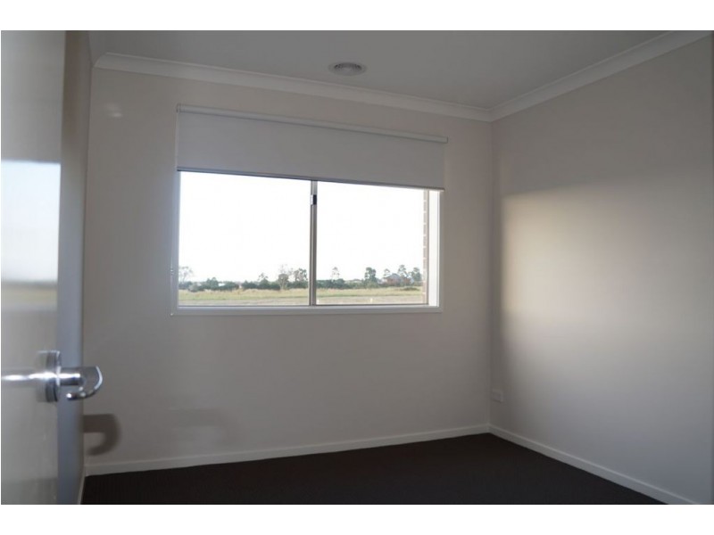 3 Pointer Drive, Pakenham VIC 3810