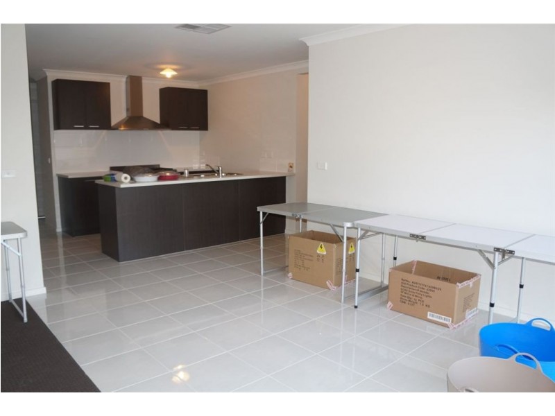 3 Pointer Drive, Pakenham VIC 3810