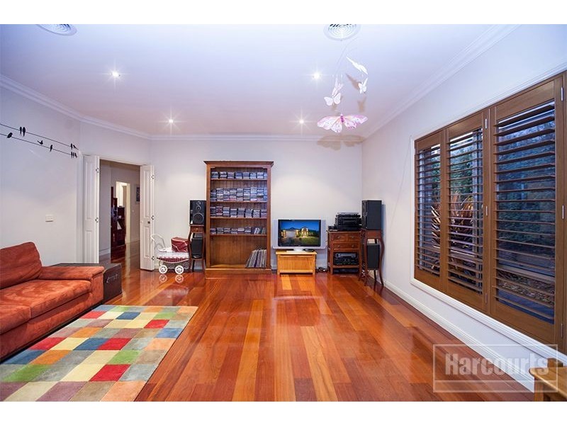 6 Renlik Court, Pakenham VIC 3810