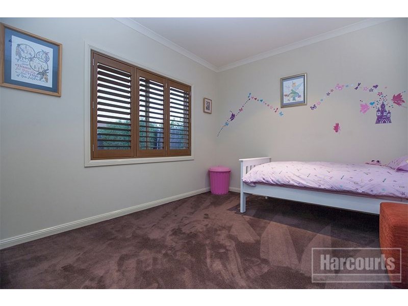 6 Renlik Court, Pakenham VIC 3810