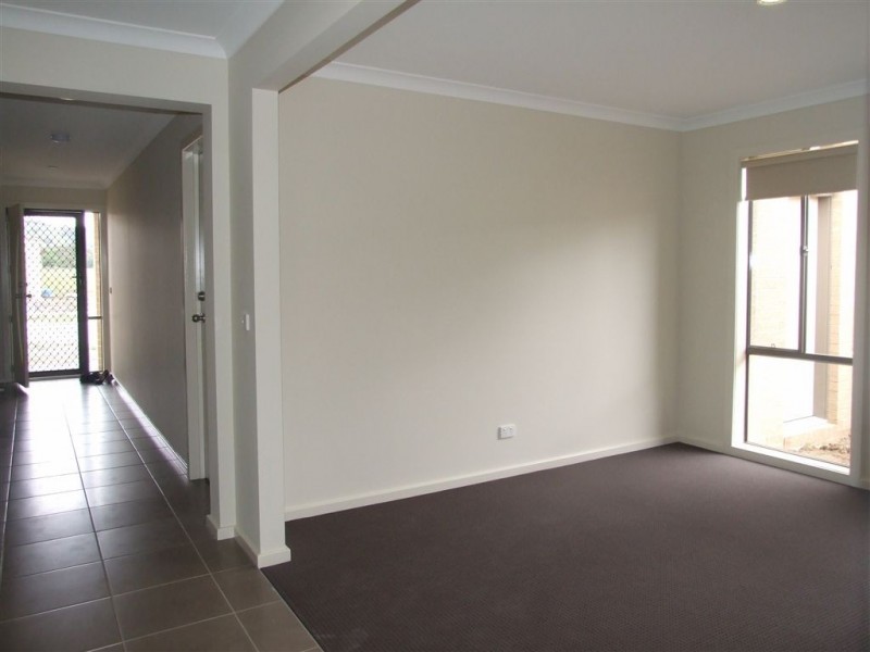 58 Melissa Way, Pakenham VIC 3810