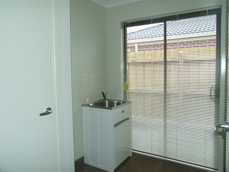 58 Melissa Way, Pakenham VIC 3810