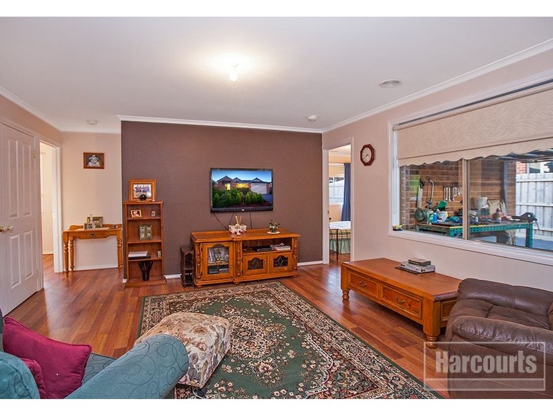 88 Sandalwood Drive, Pakenham VIC 3810