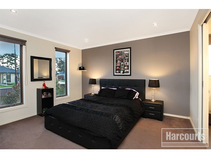 7 Pomegranate Way, Pakenham VIC 3810