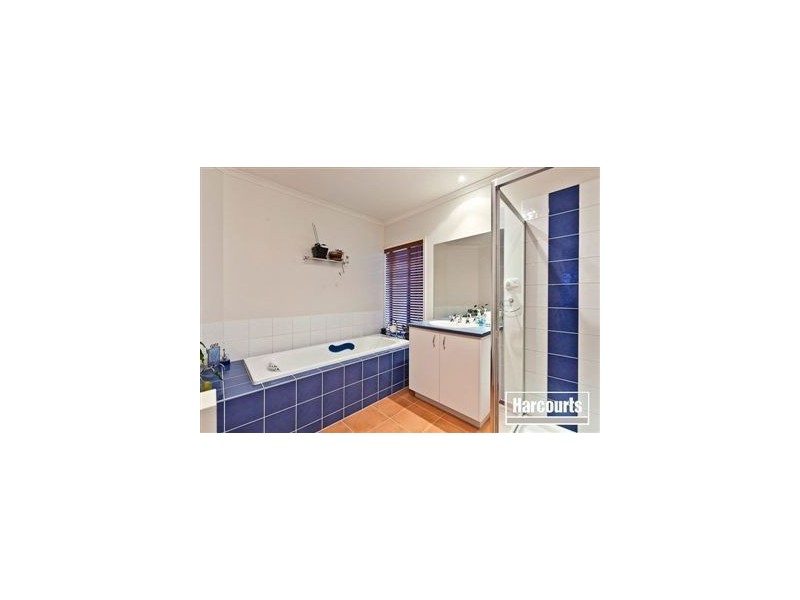 17 Arbour Rise, Pakenham VIC 3810