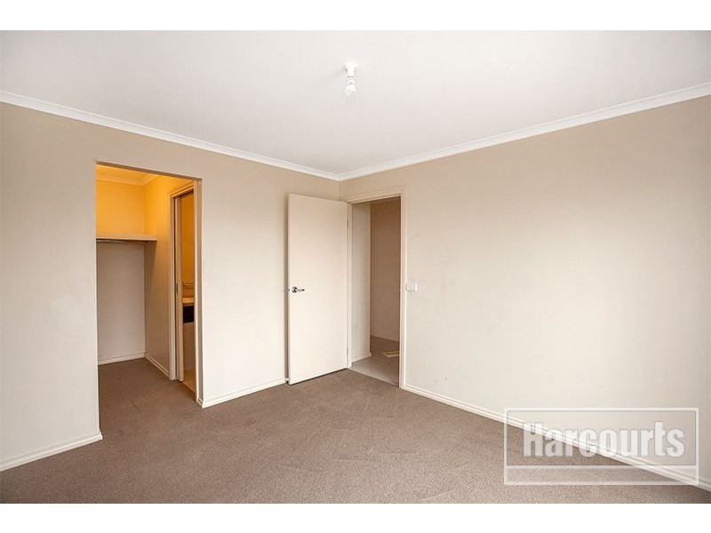 14/108 Ahern Road, Pakenham VIC 3810