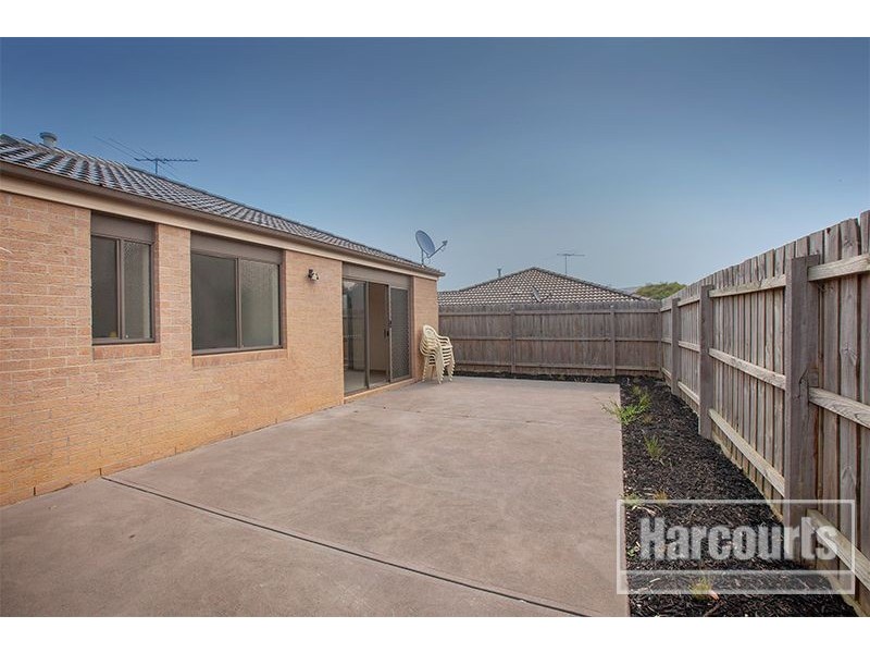14/108 Ahern Road, Pakenham VIC 3810